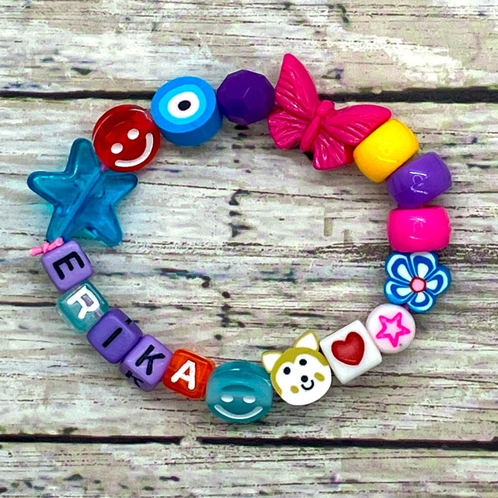 Taylee’s handmade beaded bracelets for kids